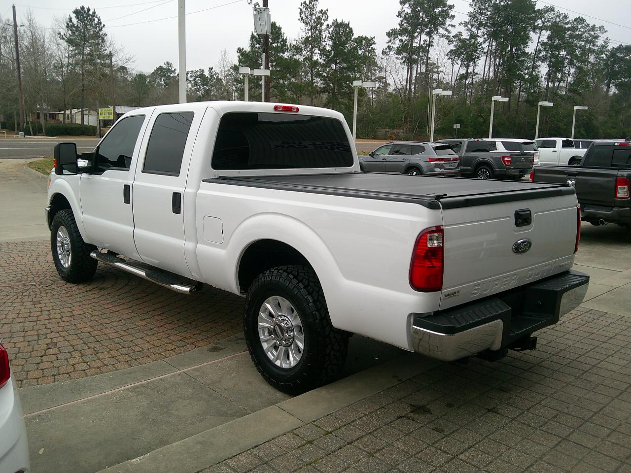 Ford Super Duty F-250 SRW XL 4WD Crew Cab 6.75' Box 2016