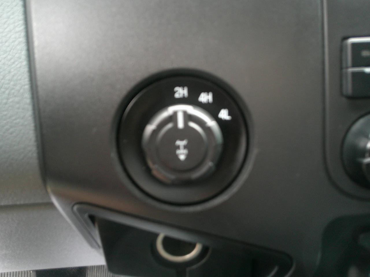 Ford Super Duty F-250 SRW XL 4WD Crew Cab 6.75' Box 2016