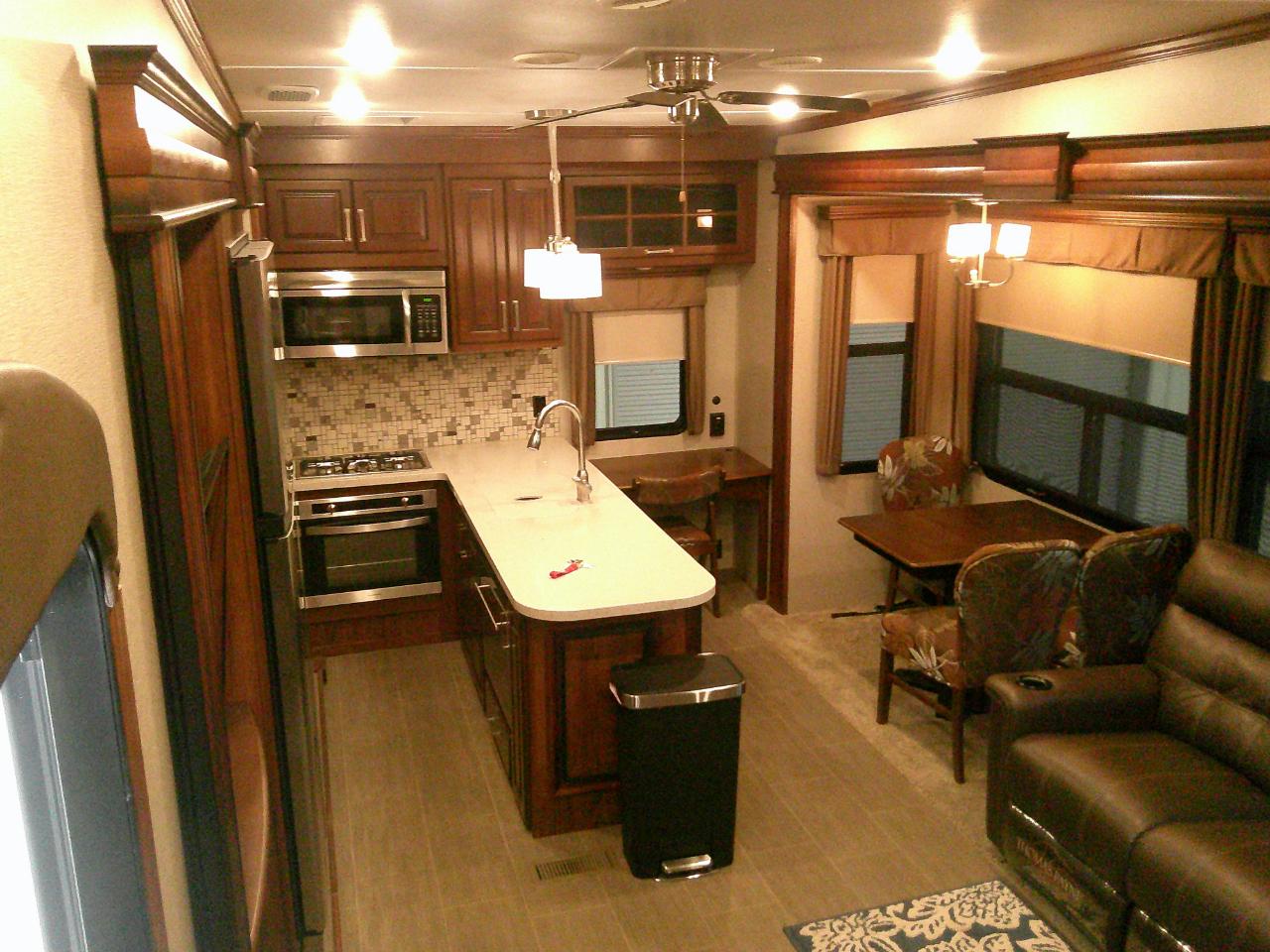 Keystone RV Alpine  2018