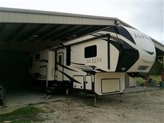 2018 Keystone RV Alpine 
