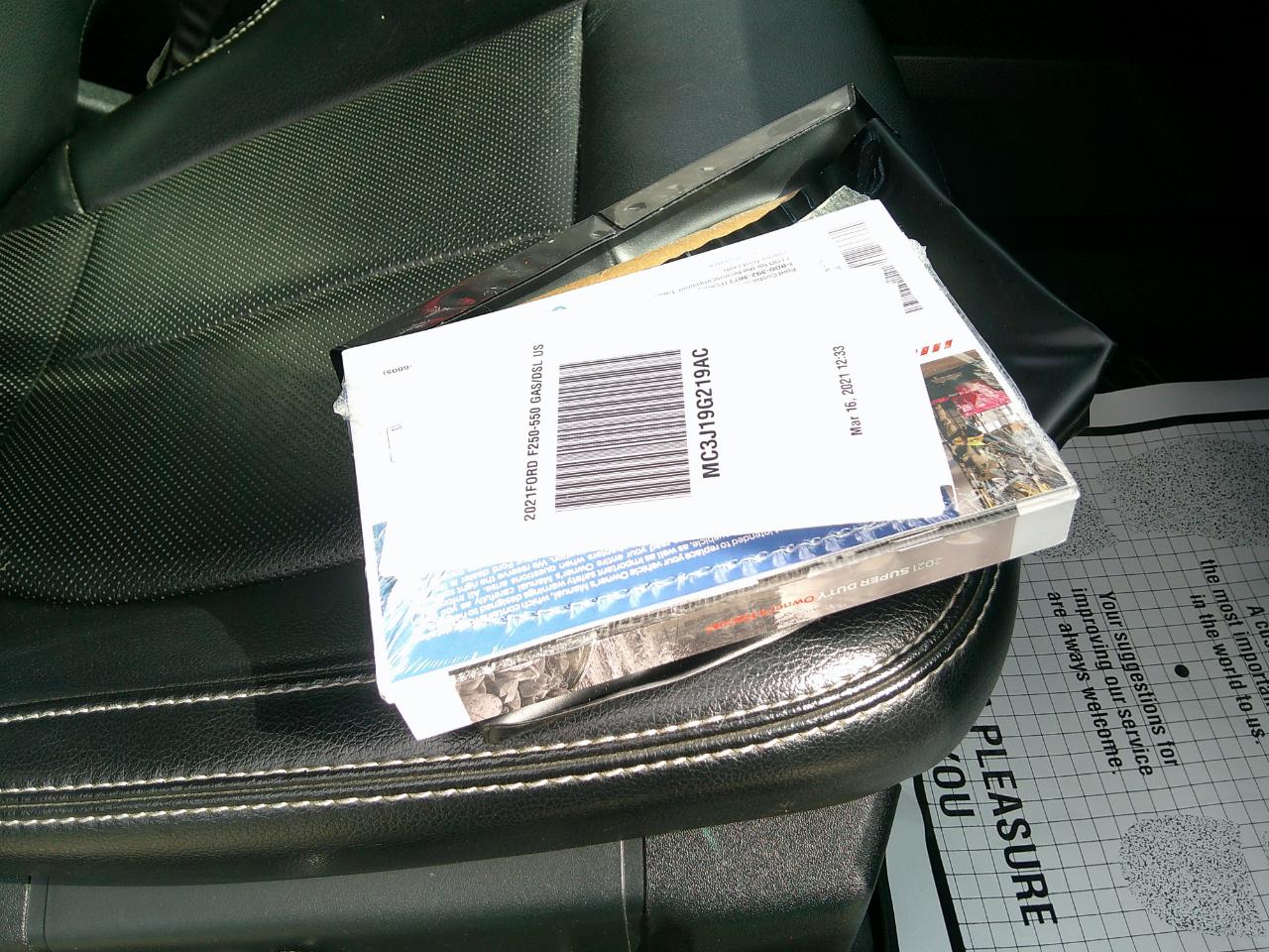 Ford Super Duty F-250 SRW Lariat 4WD Crew Cab 8' Box 2021