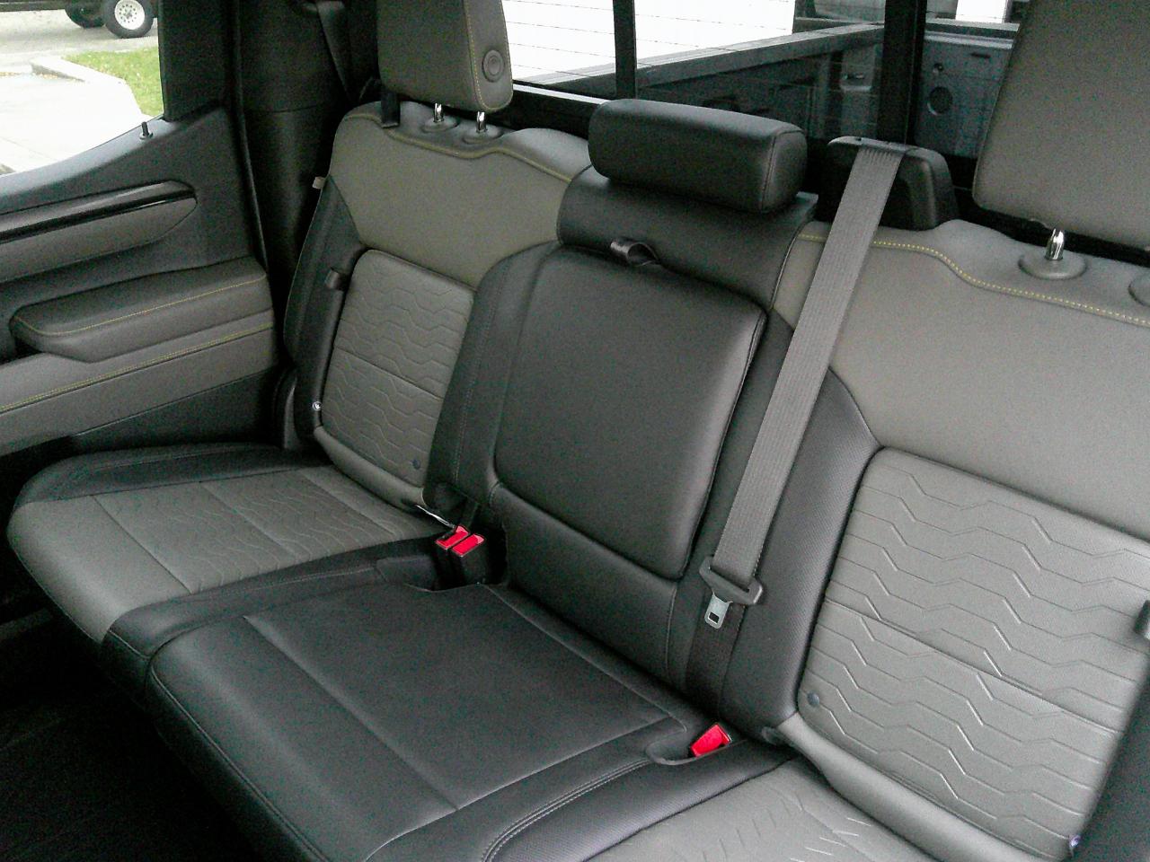 Chevrolet Silverado 1500 4WD Crew Cab 147" ZR2 2022