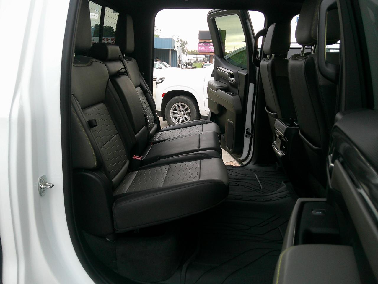 Chevrolet Silverado 1500 4WD Crew Cab 147" ZR2 2022