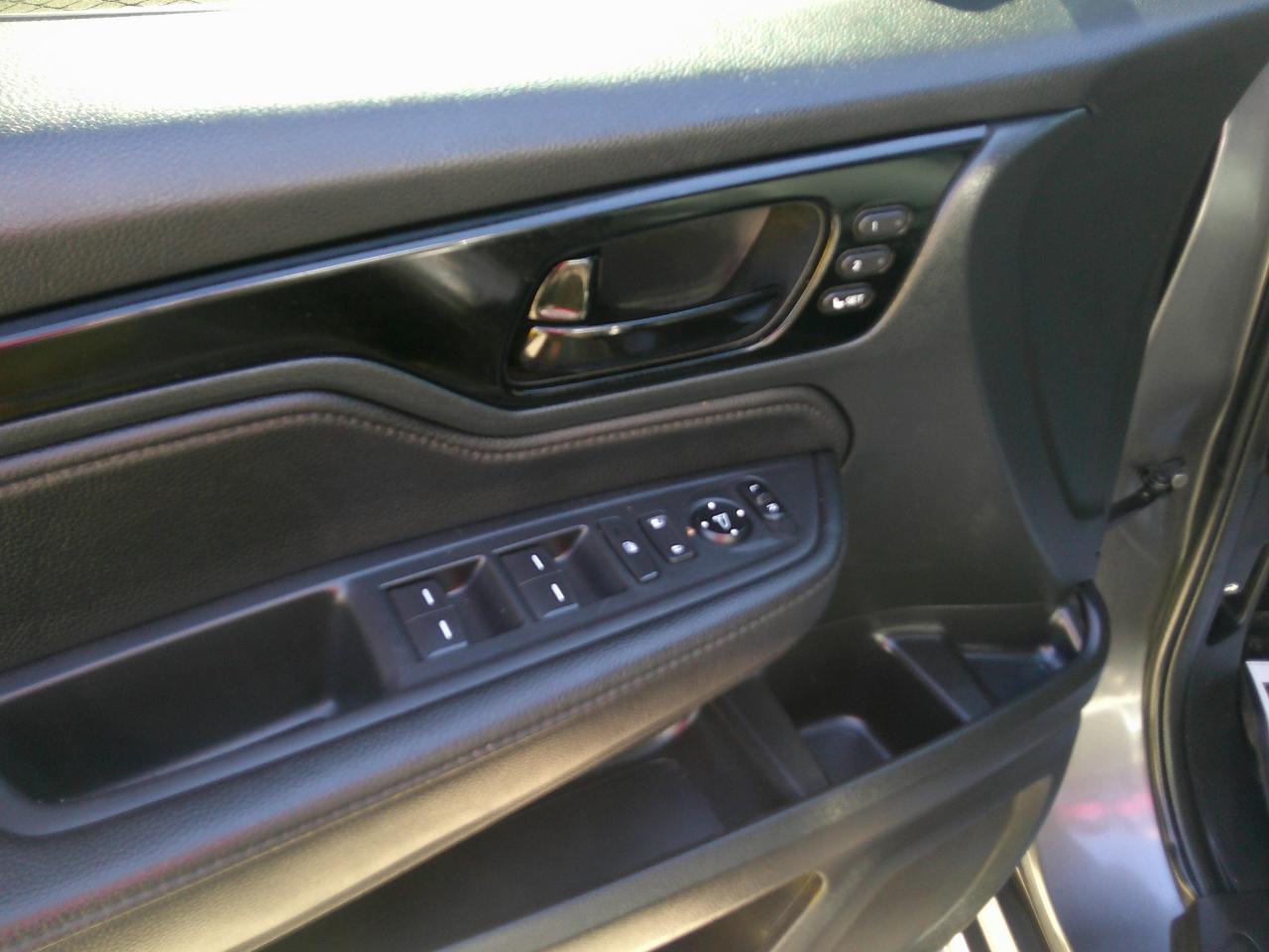 Honda Odyssey Touring Auto 2023