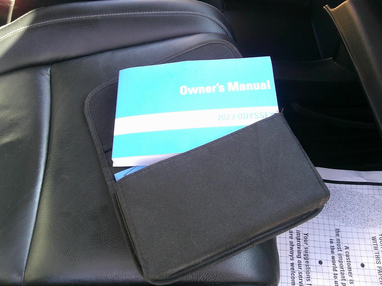 Honda Odyssey Touring Auto 2023