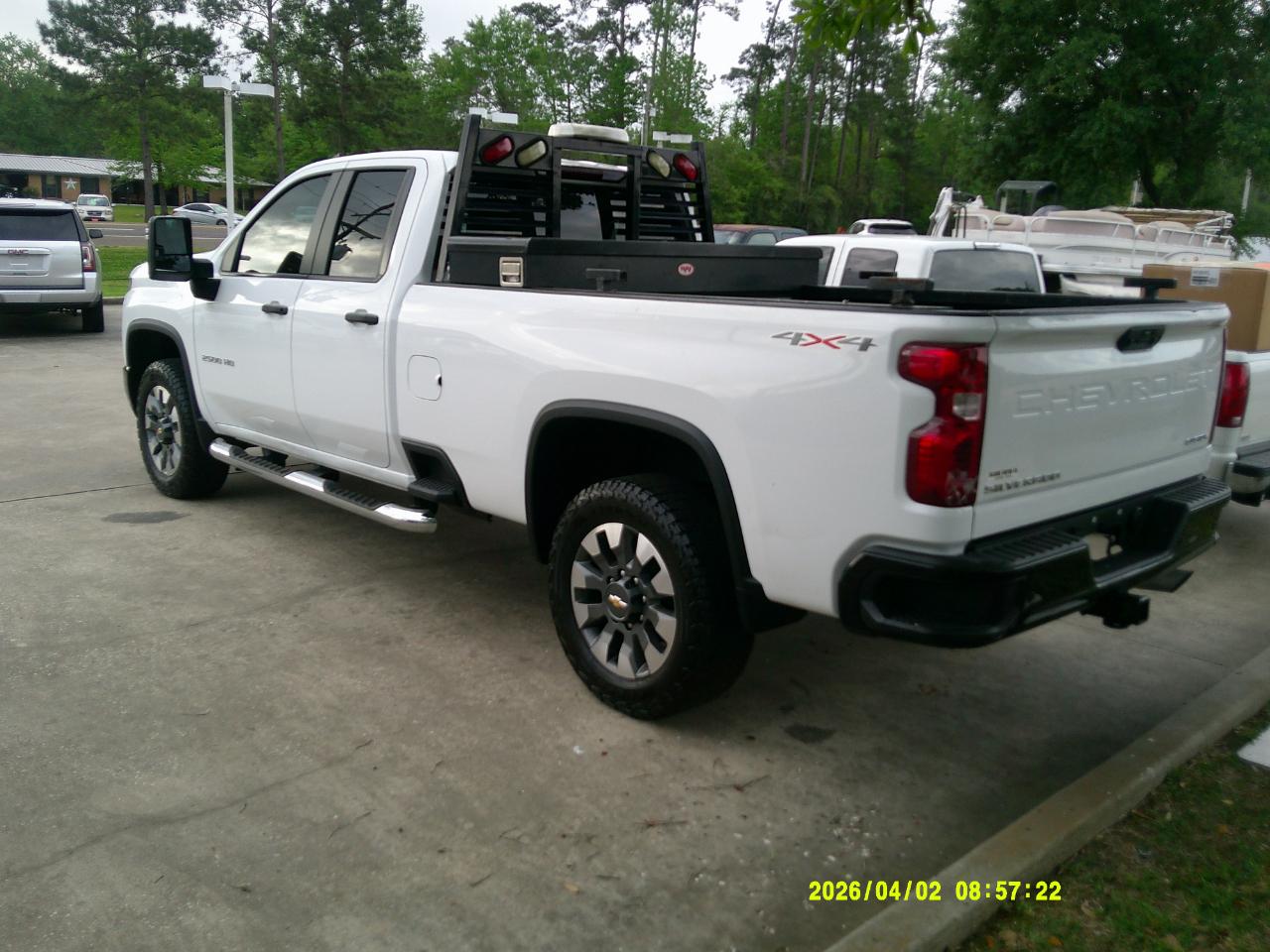 View vehicle photo 2