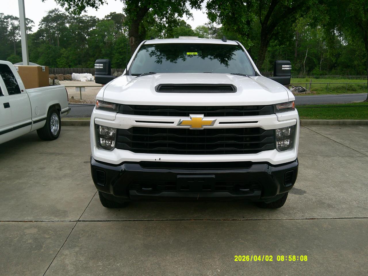 View vehicle photo 6