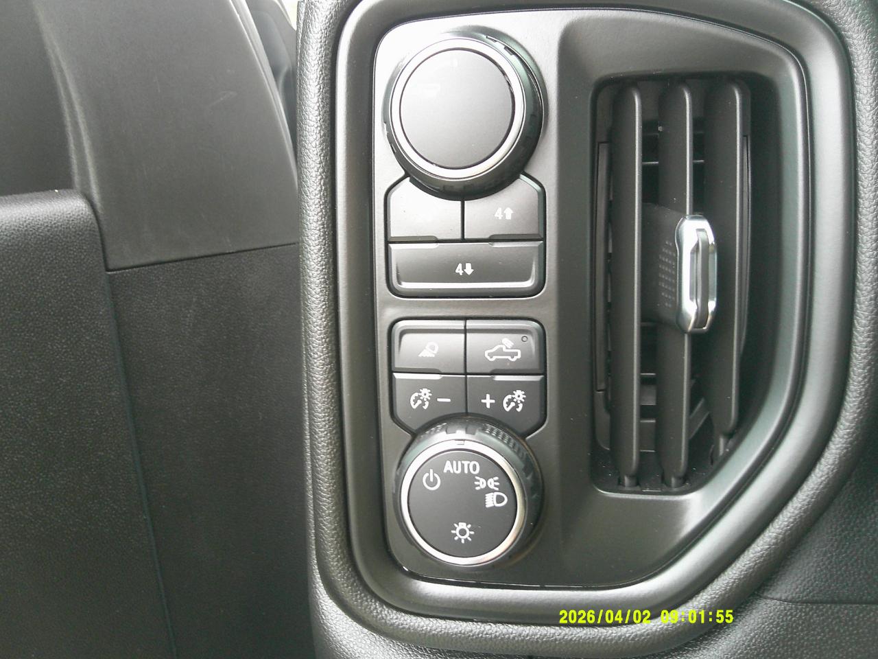 Chevrolet Silverado 2500HD 4WD Double Cab 162" Custom 2024