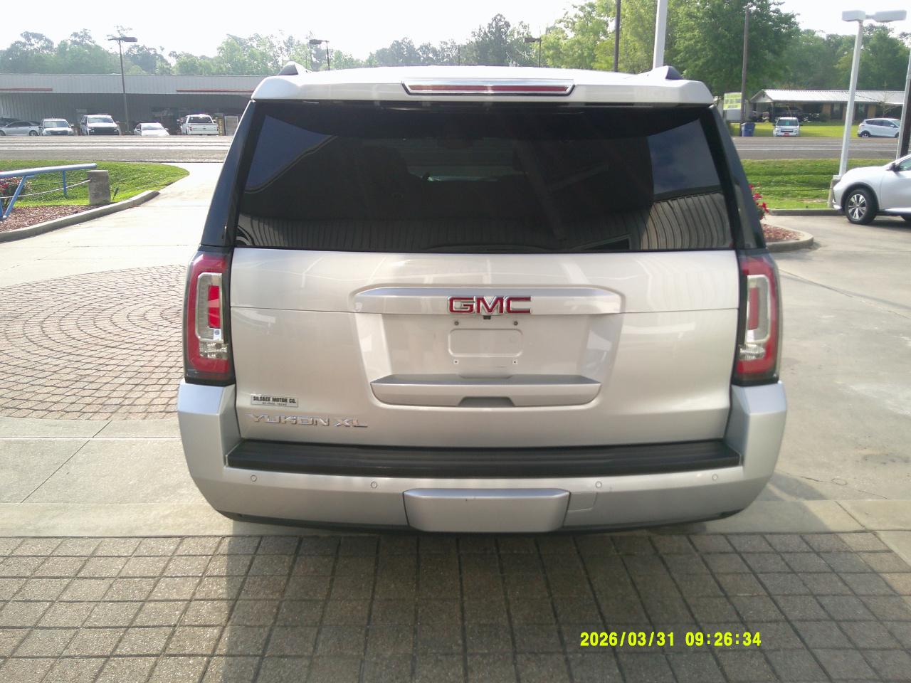 GMC Yukon XL 4WD 4dr SLT 2017