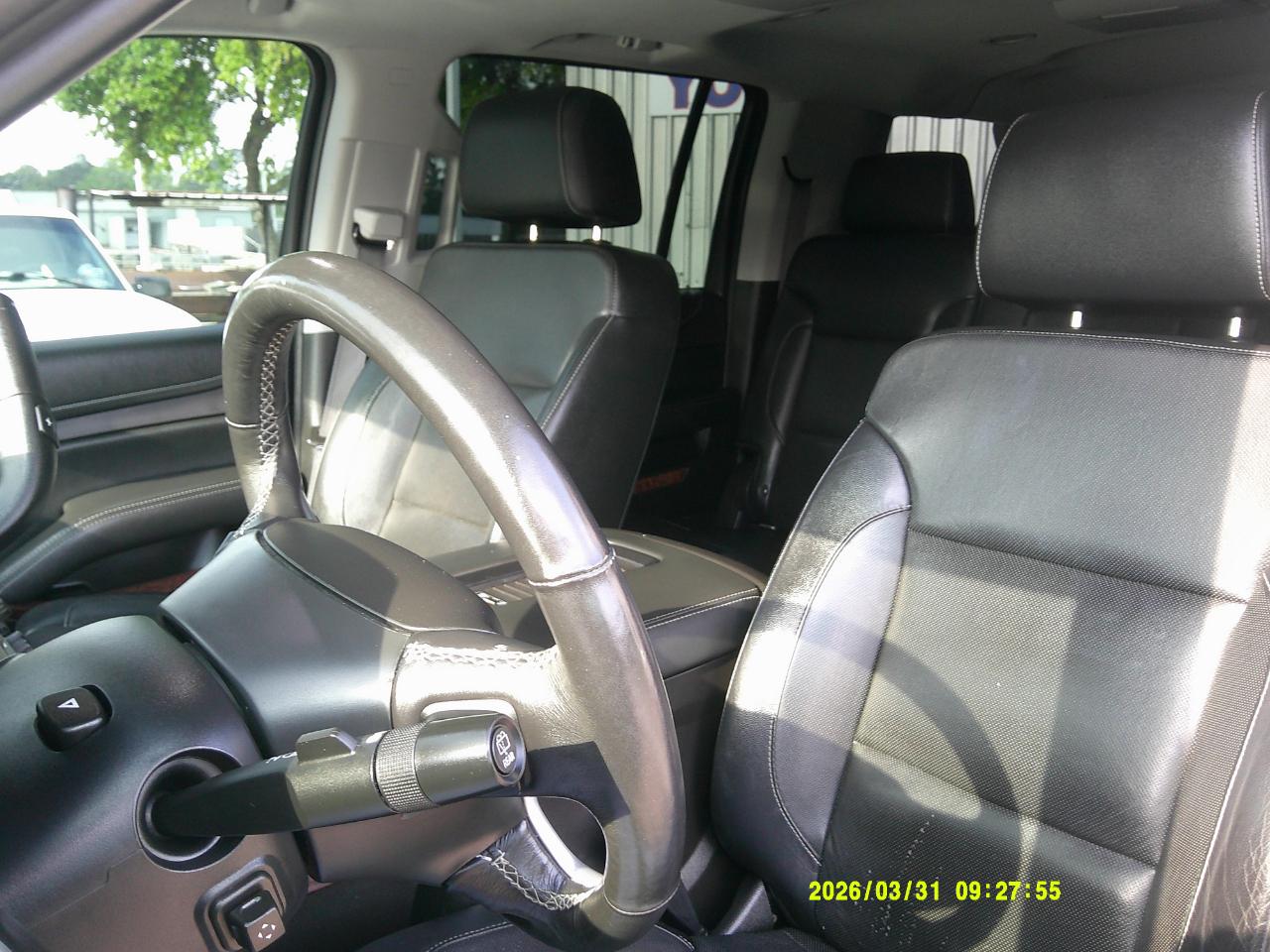 GMC Yukon XL 4WD 4dr SLT 2017