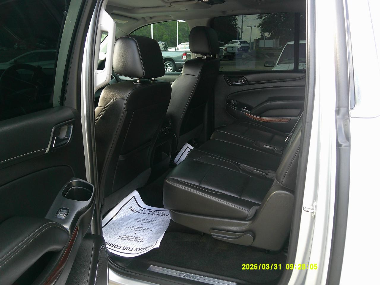 GMC Yukon XL 4WD 4dr SLT 2017