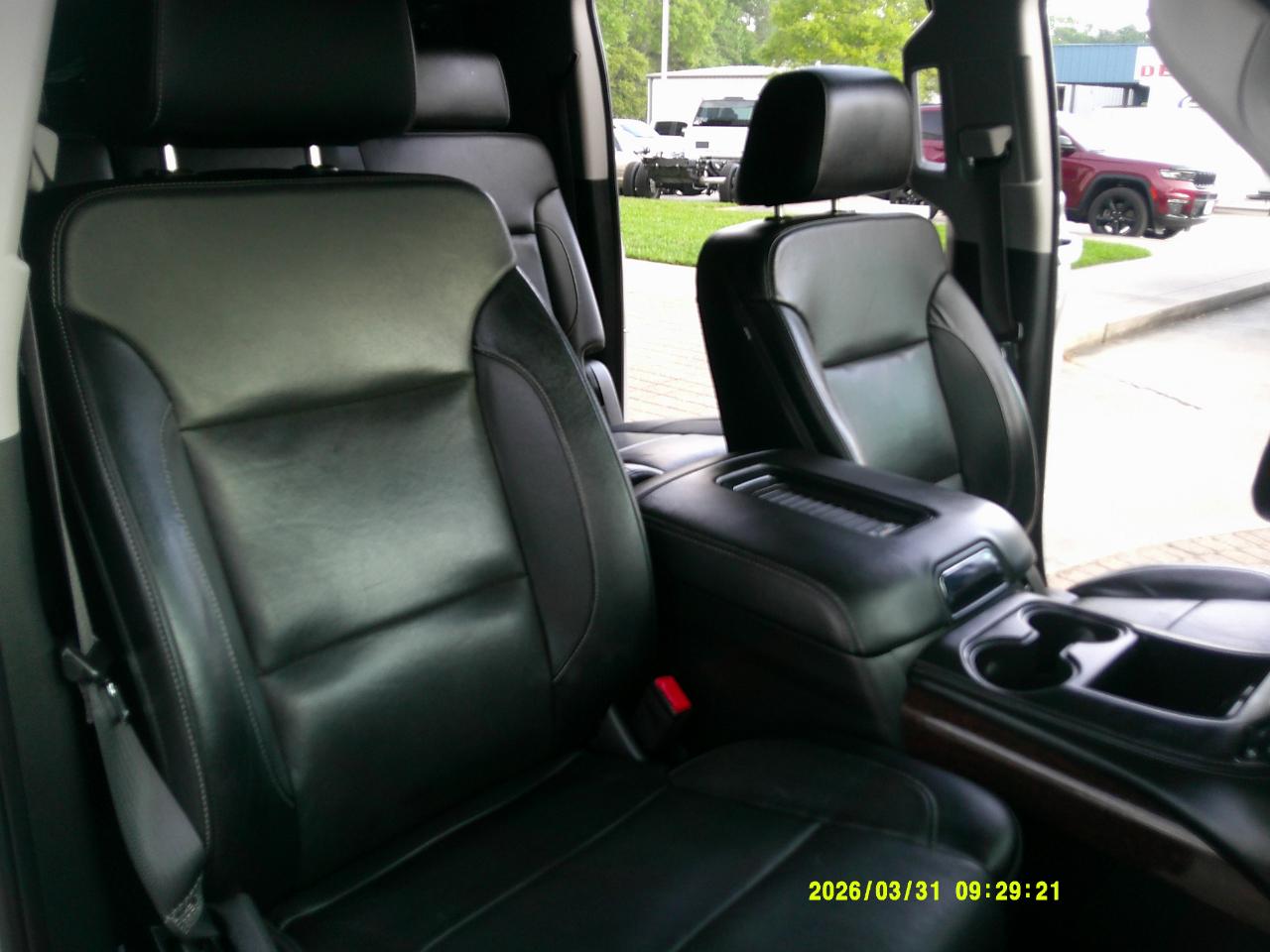 GMC Yukon XL 4WD 4dr SLT 2017