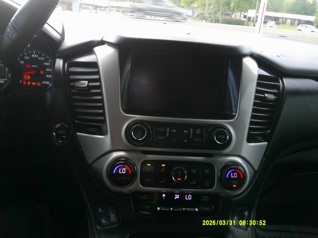 GMC Yukon XL 4WD 4dr SLT 2017