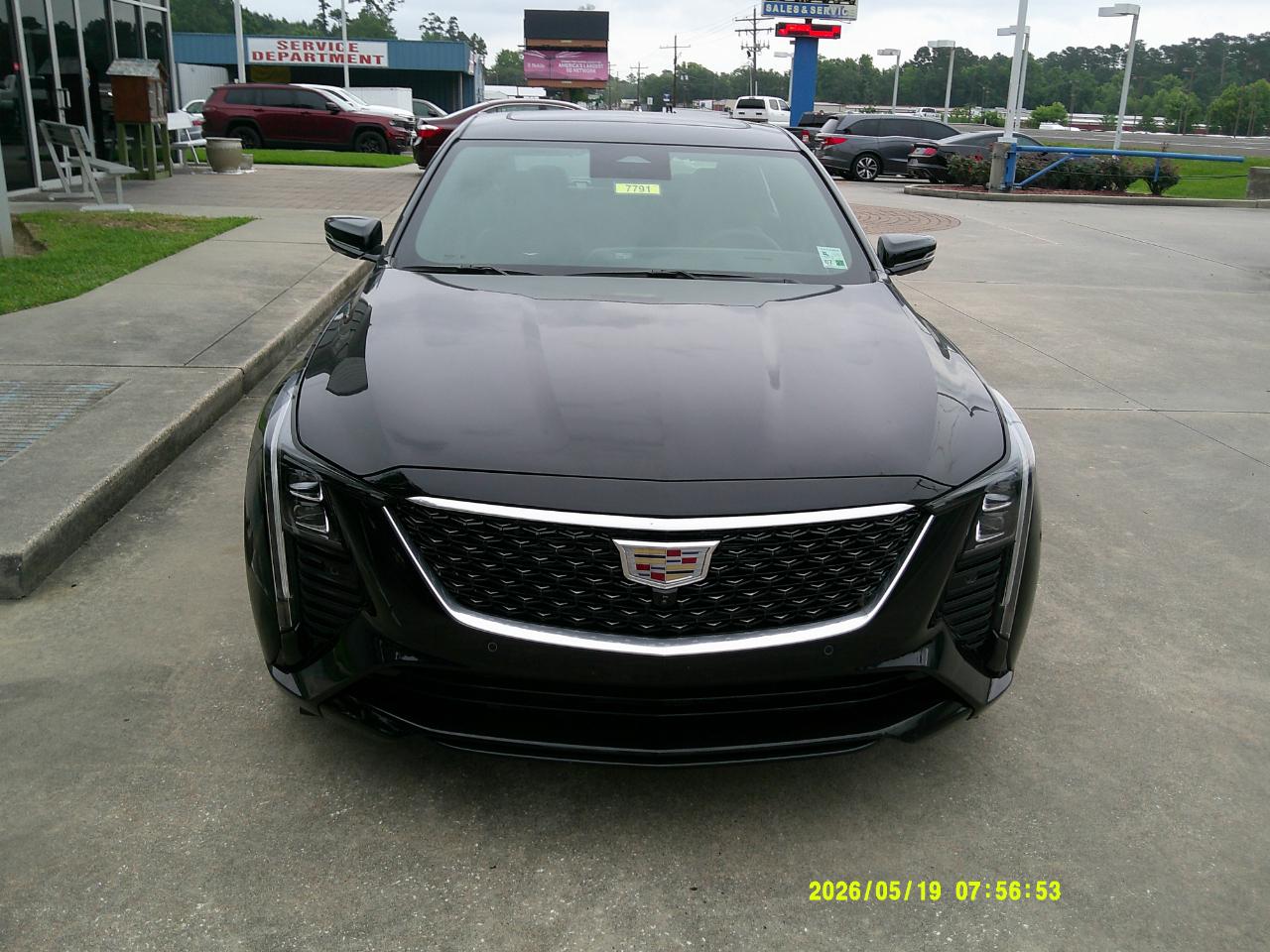 Cadillac CT5 4dr Sdn Premium Luxury 2025