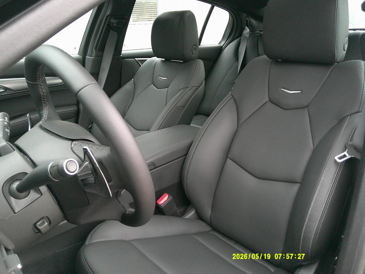 Cadillac CT5 4dr Sdn Premium Luxury 2025