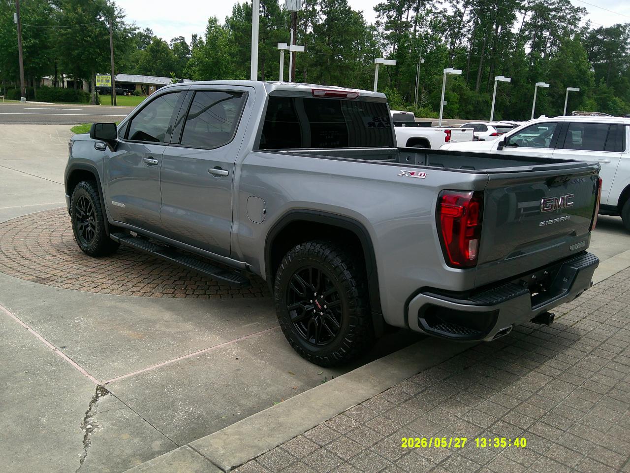 GMC Sierra 1500 4WD Crew Cab 147" Elevation w/3SB 2025