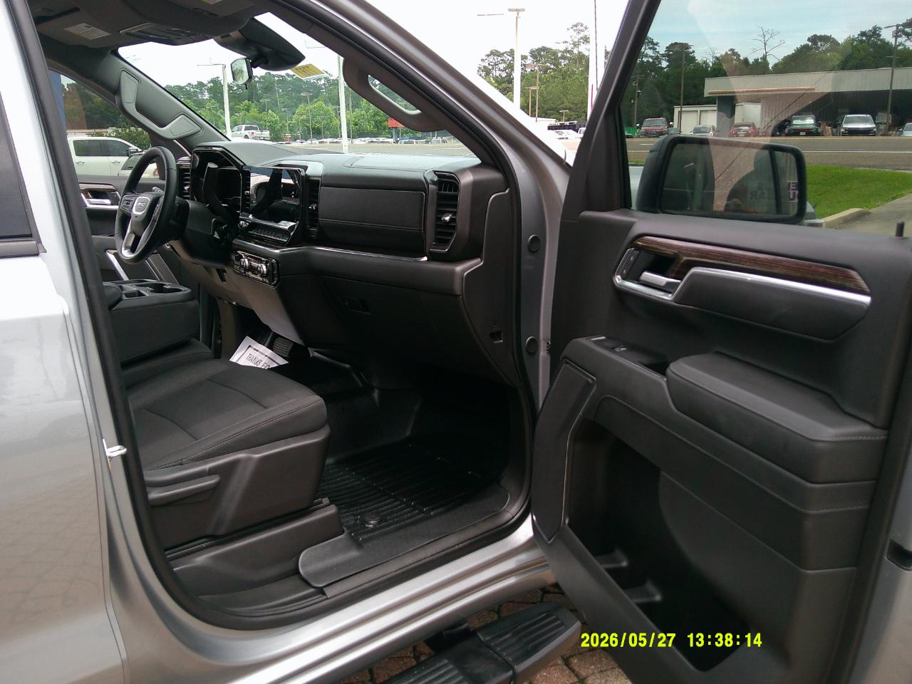 GMC Sierra 1500 4WD Crew Cab 147" Elevation w/3SB 2025