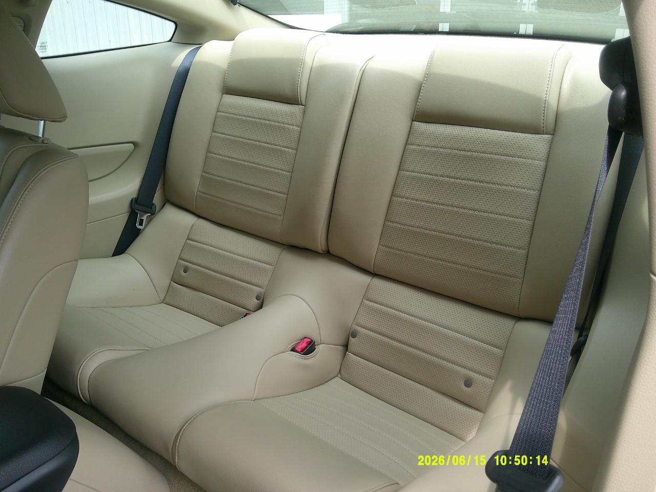 Ford Mustang 2dr Cpe GT Deluxe 2006