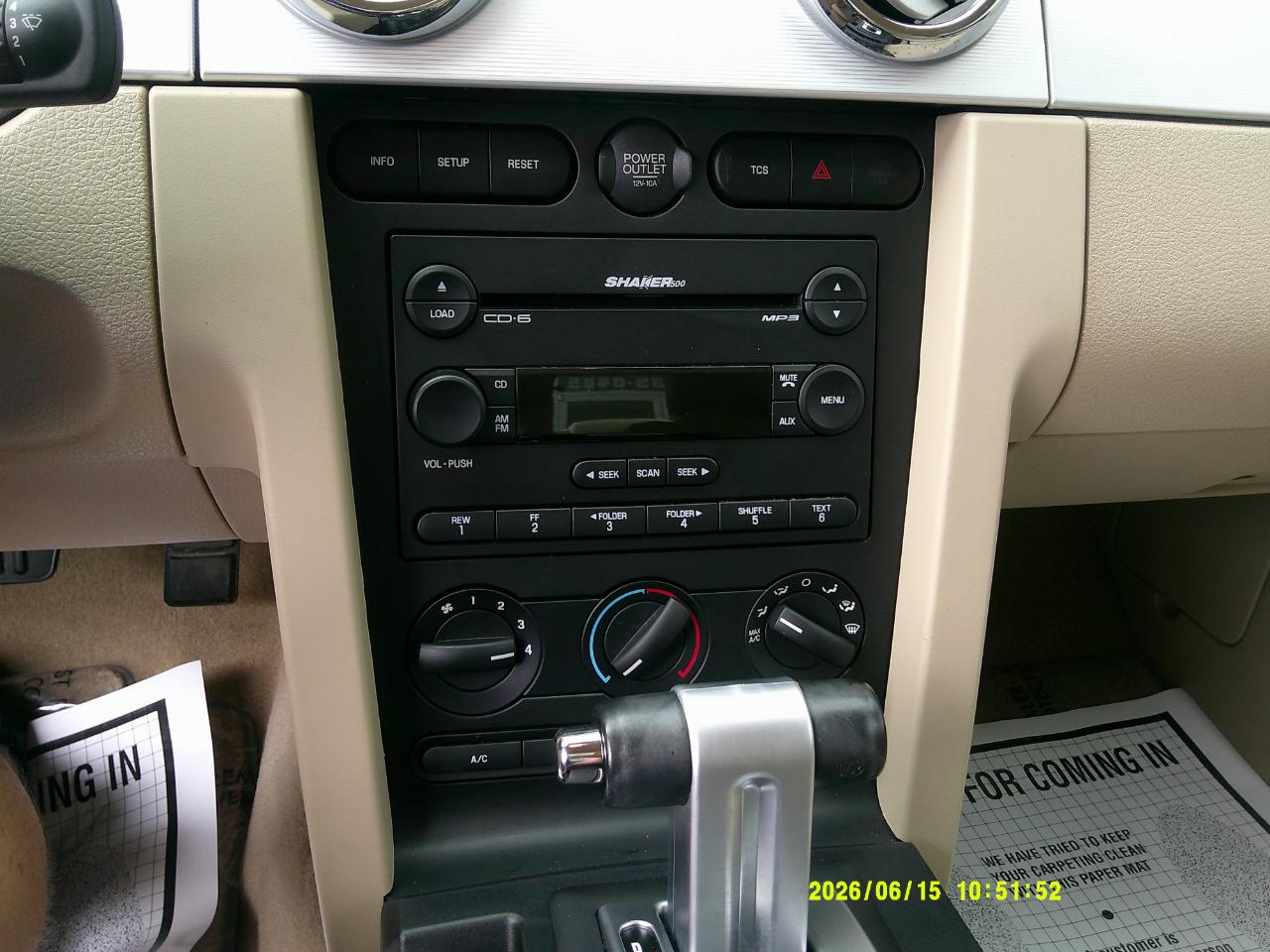 Ford Mustang 2dr Cpe GT Deluxe 2006