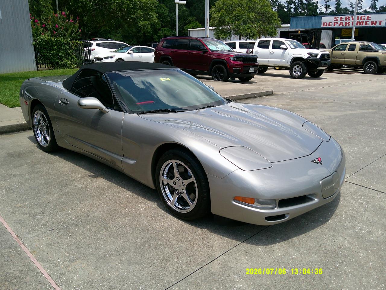 Chevrolet Corvette 2dr Convertible 2001