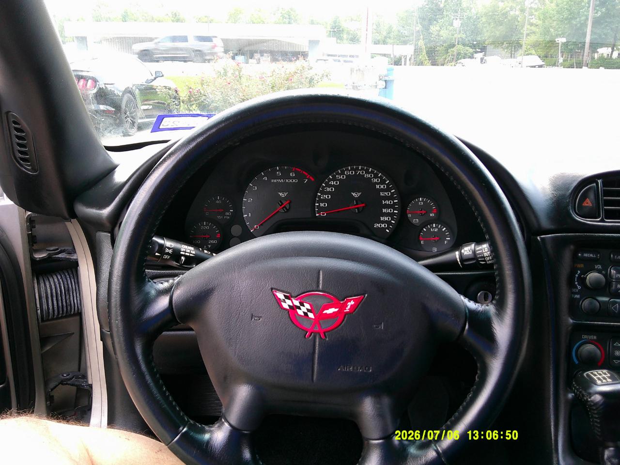Chevrolet Corvette 2dr Convertible 2001