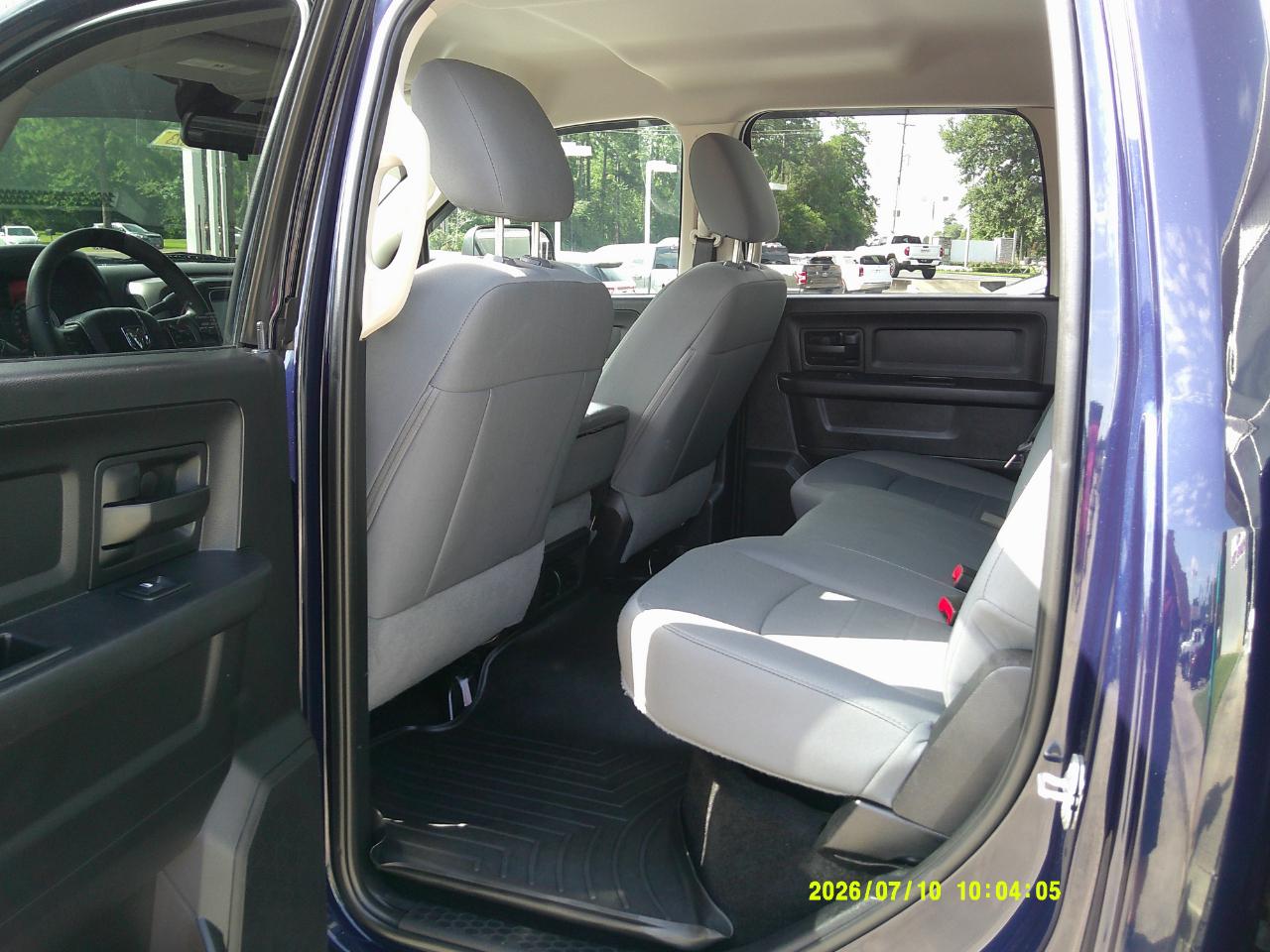 RAM 2500 4WD Crew Cab 149" Tradesman 2015