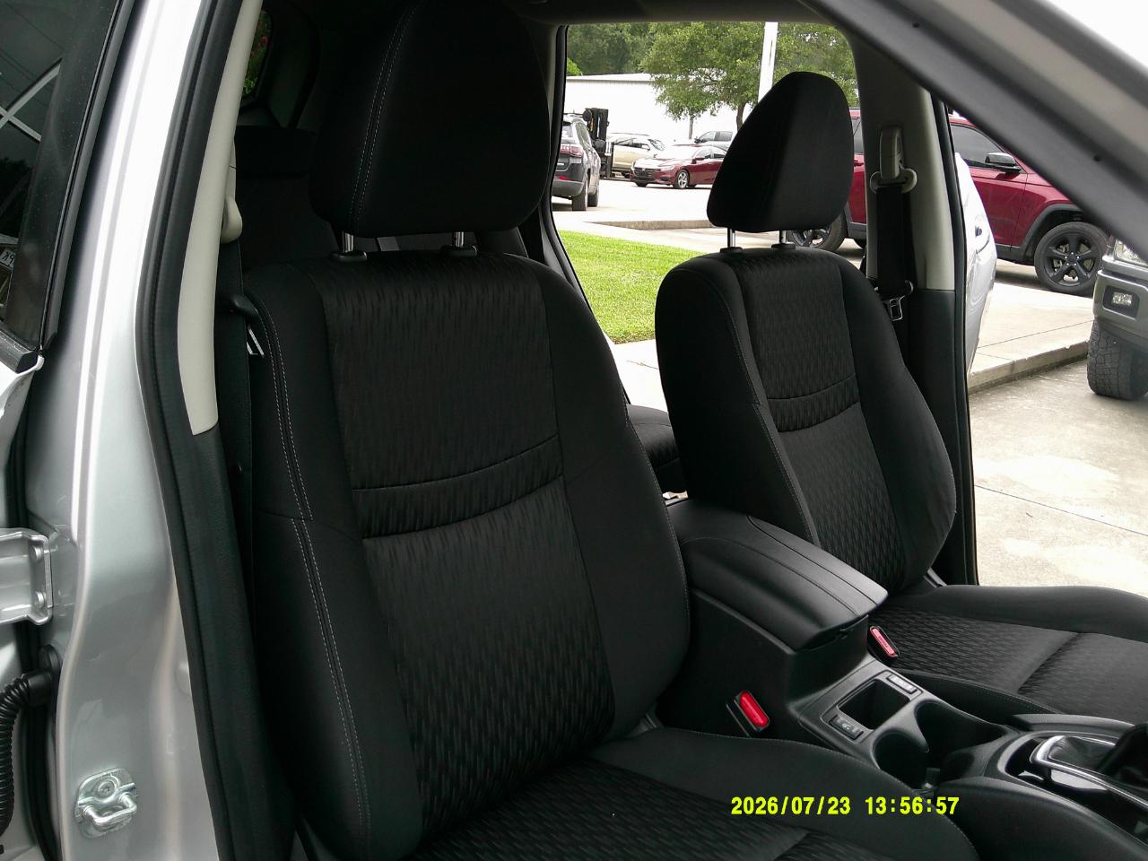 Nissan Rogue FWD SV 2020