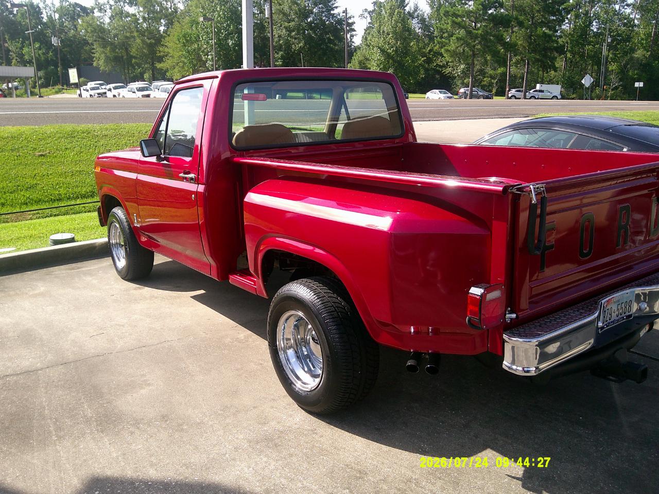 Ford F-Series Pickup 2WD F-100 Reg Cab 1981