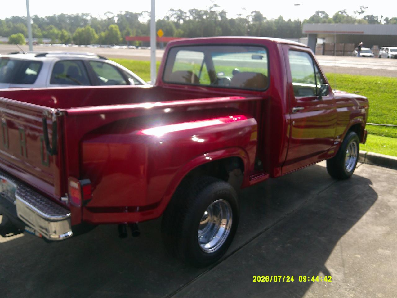 Ford F-Series Pickup 2WD F-100 Reg Cab 1981