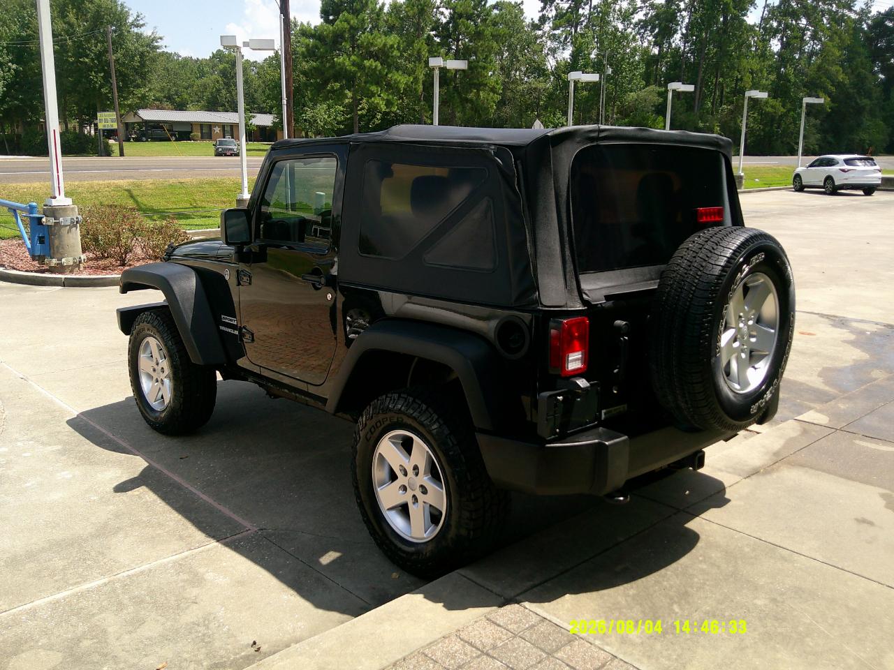Jeep Wrangler 4WD 2dr Sport 2012