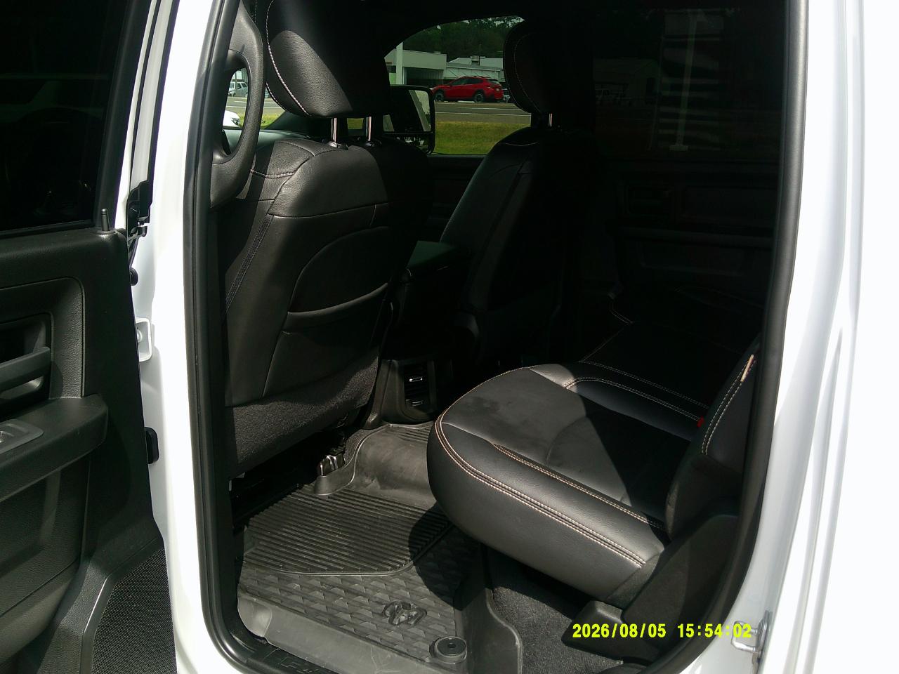 RAM 3500 Tradesman 4x4 Crew Cab 8' Box 2025