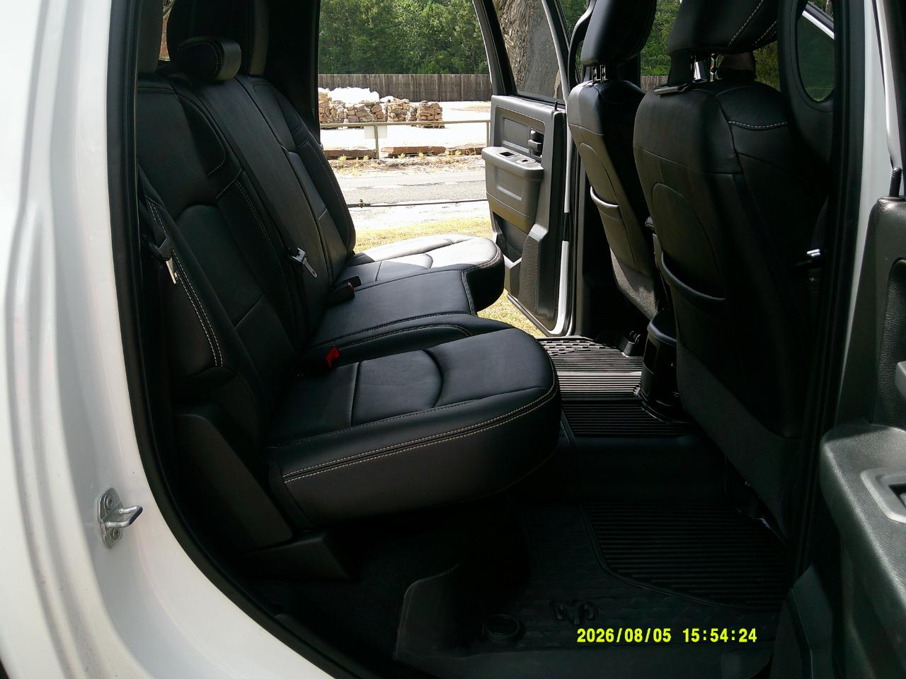 RAM 3500 Tradesman 4x4 Crew Cab 8' Box 2025