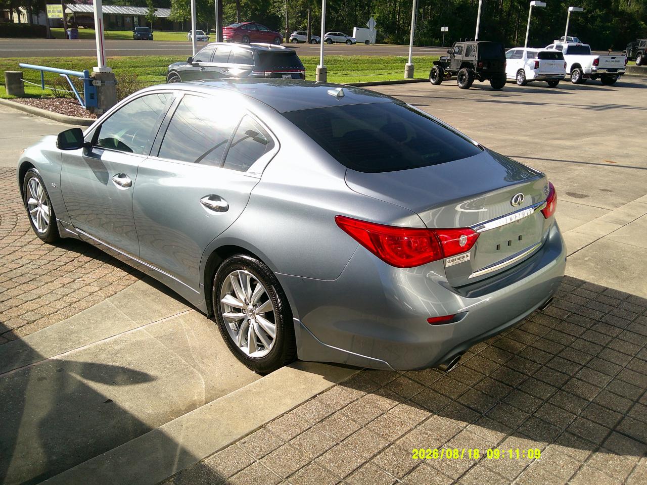 Infiniti Q50 4dr Sdn 3.0t Premium RWD 2016