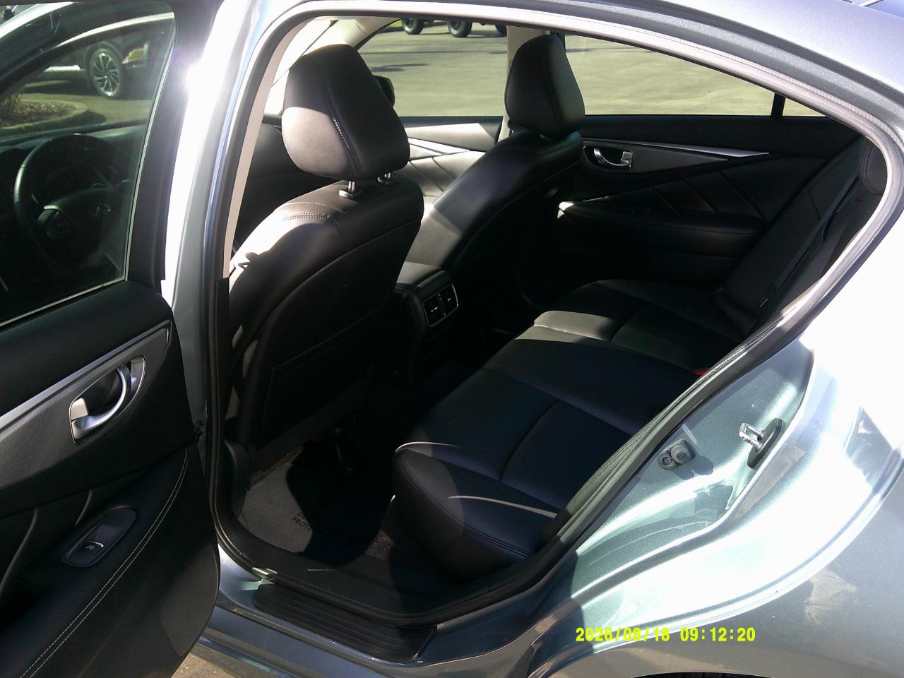Infiniti Q50 4dr Sdn 3.0t Premium RWD 2016