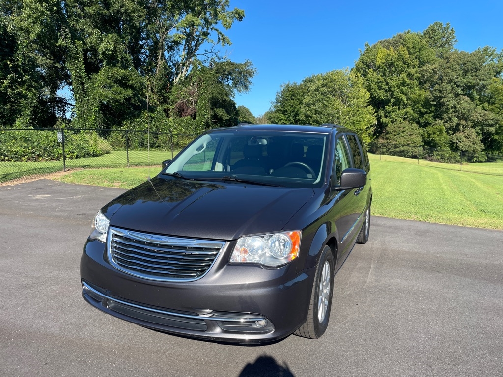 2016 Chrysler Town & Country Touring