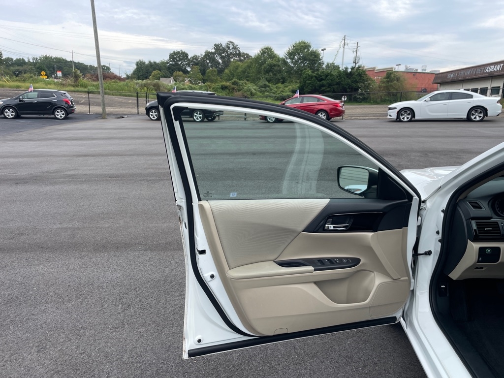 Honda Accord LX Sedan CVT 2017