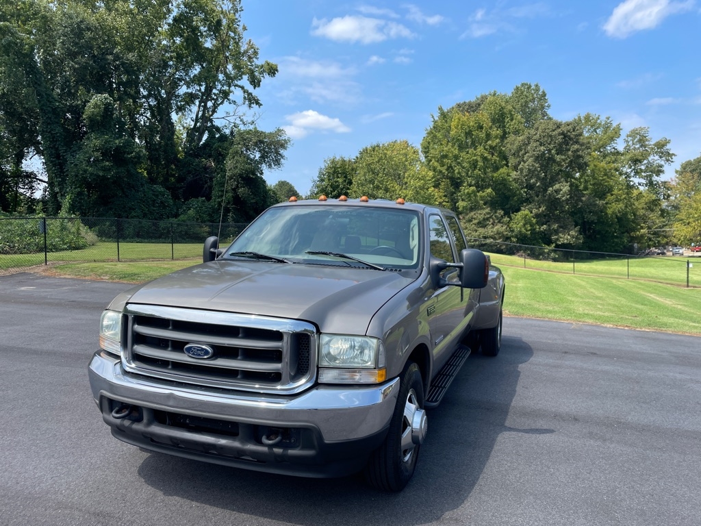 2004 Ford F-350 SD XL Crew Cab 2WD DRW