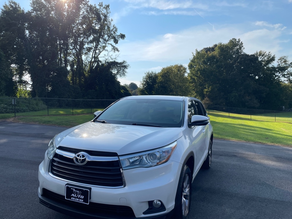 2016 Toyota Highlander LE FWD V6