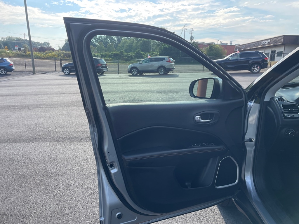 2018 Jeep Compass Limited photo 11