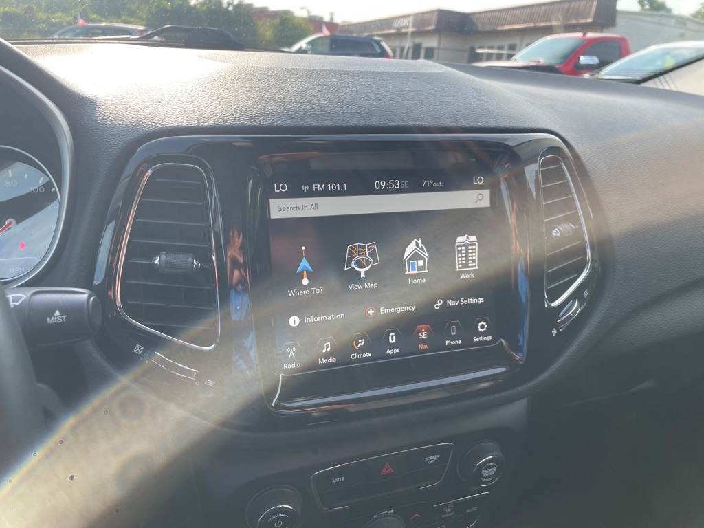 2018 Jeep Compass Limited photo 15