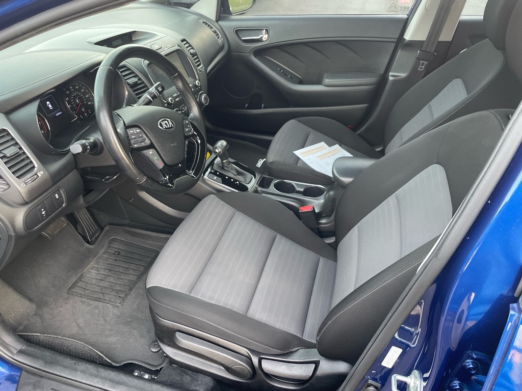 2018 Kia Forte LX photo 12