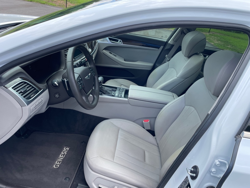 2018 Genesis G80 3.8 photo 12