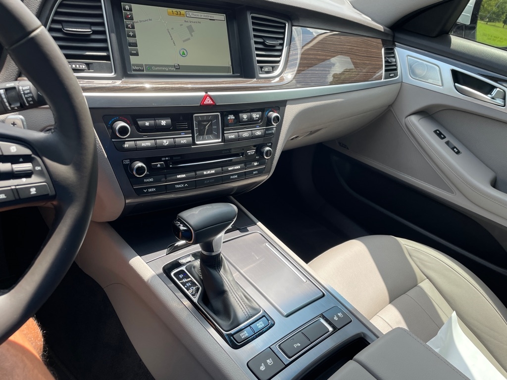 2018 Genesis G80 3.8 photo 17