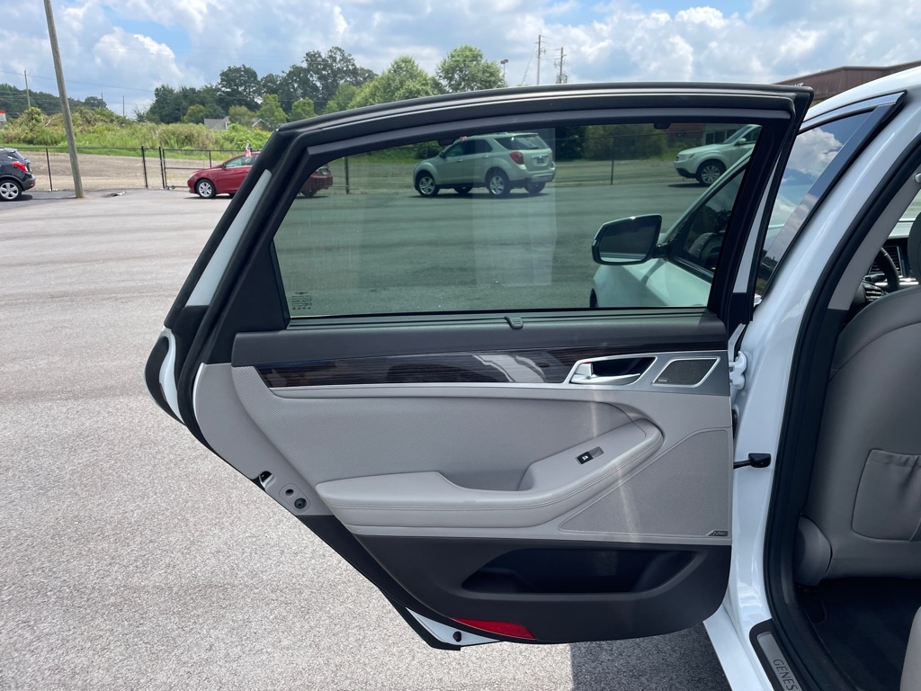 2018 Genesis G80 3.8 photo 18
