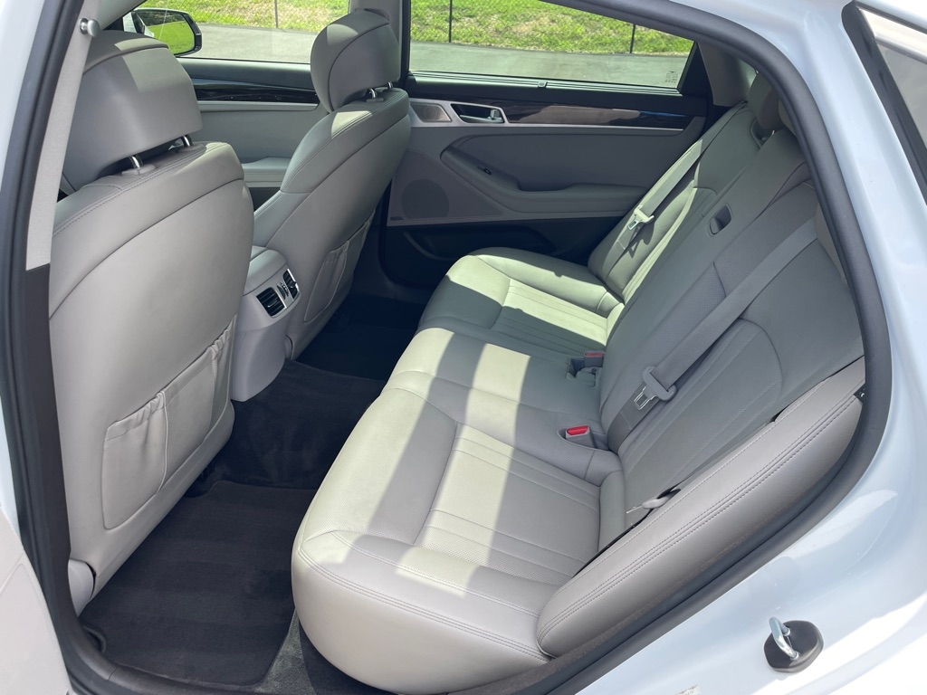 2018 Genesis G80 3.8 photo 19