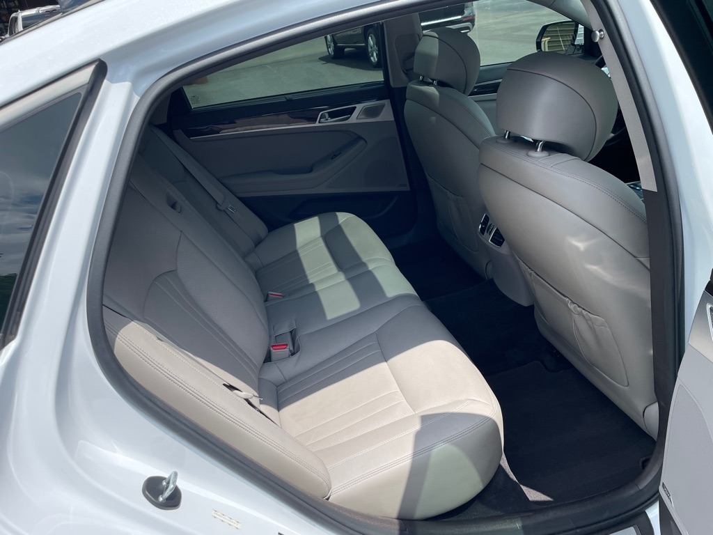 2018 Genesis G80 3.8 photo 21