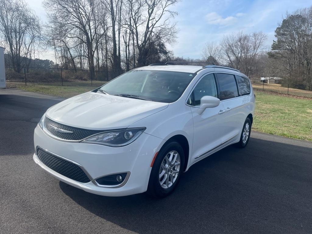 2020 Chrysler Pacifica Touring-L