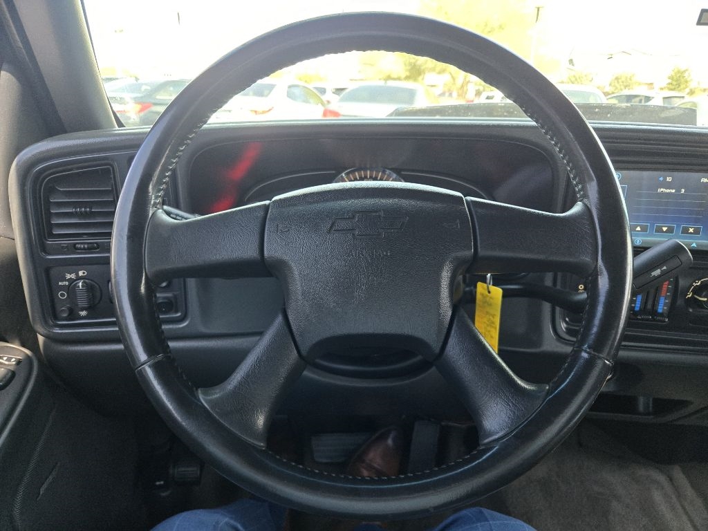 Chevrolet Silverado 1500 4WD Reg Cab 119.0" LS 2005