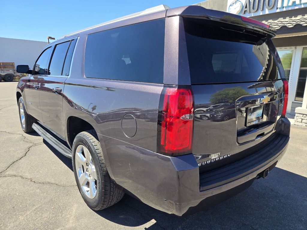 Chevrolet Suburban  2015