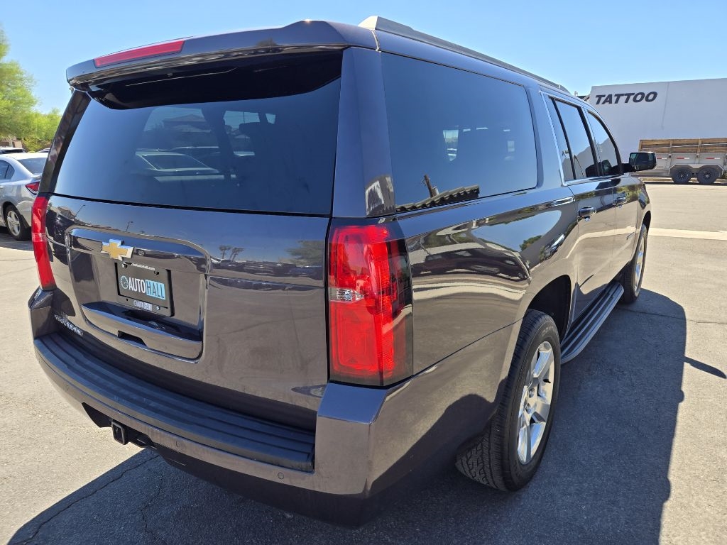 Chevrolet Suburban  2015